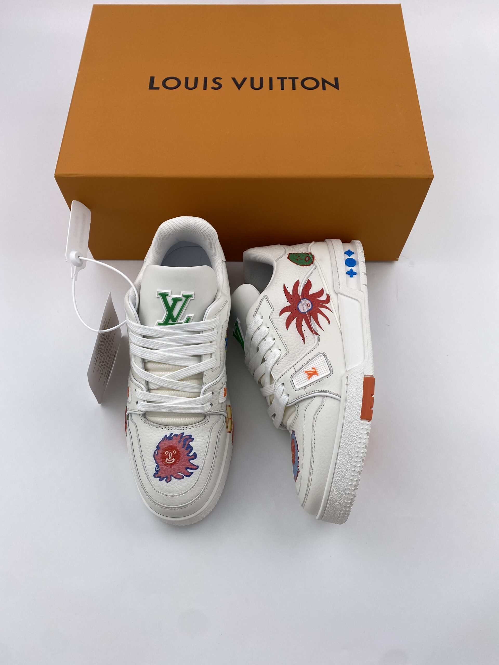 L** V* LV Yayoi Kusama Trainer White Print