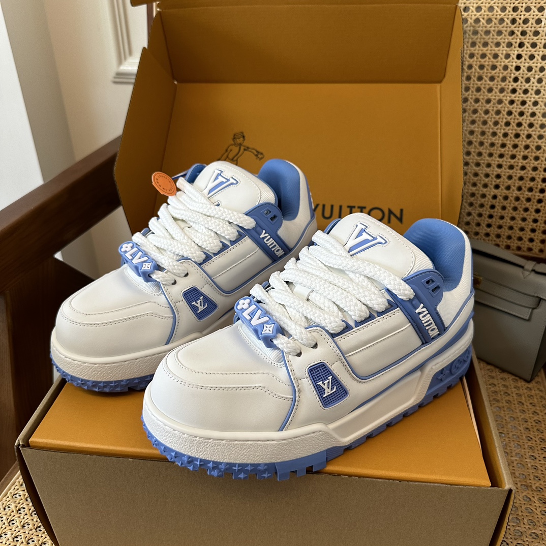 L** V* Trainer - Image 2