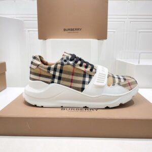 Burberry Vintage Check Cotton Beige
