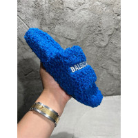 BLEN DESIGNER SLIPPERS