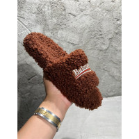 BLEN DESIGNER SLIPPERS