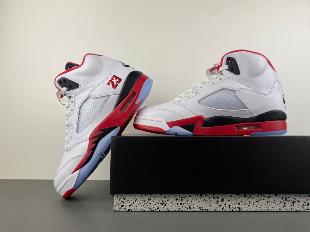 Air Jordan 5 “Fire Red Black Tongue” - Image 5