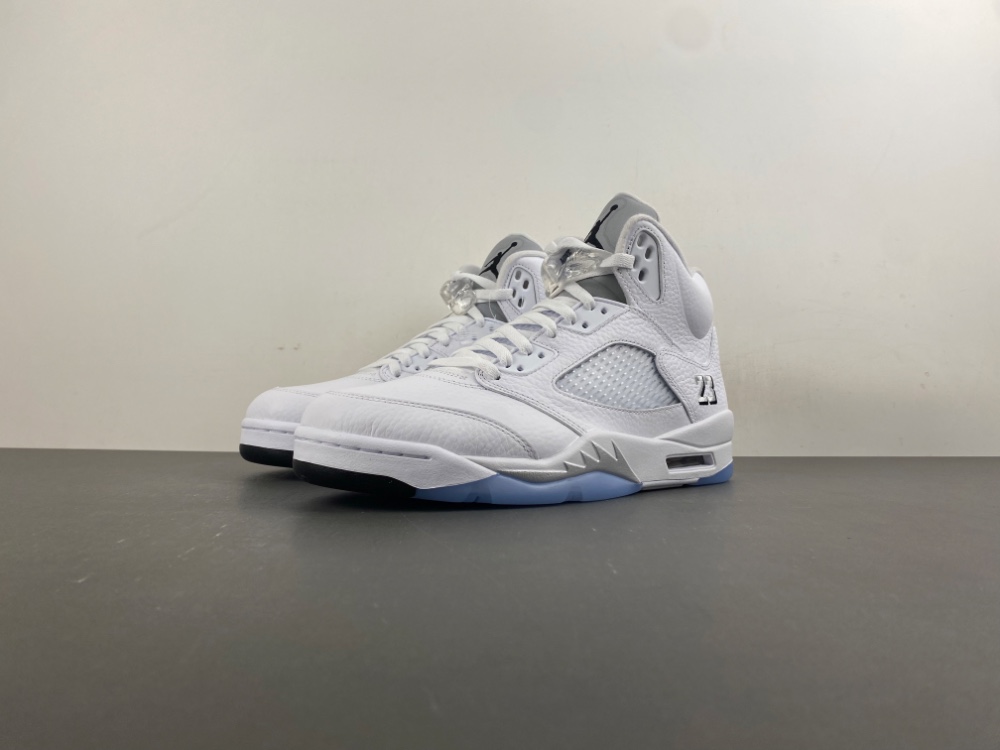 Air Jordan 5 Retro White Metallic HQ7978-103