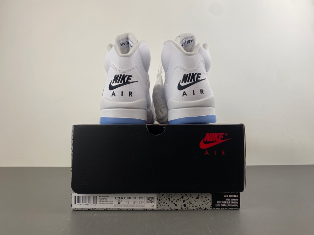 Air Jordan 5 Retro White Metallic HQ7978-103 - Image 4