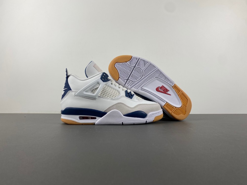 Nike SB x Air Jordan 4 “Navy” - Image 5