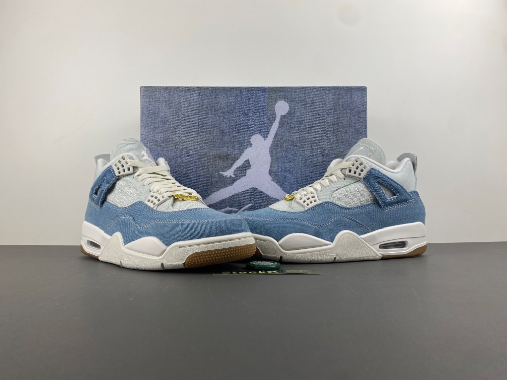Air Jordan 4 Denim "Worn Blue”